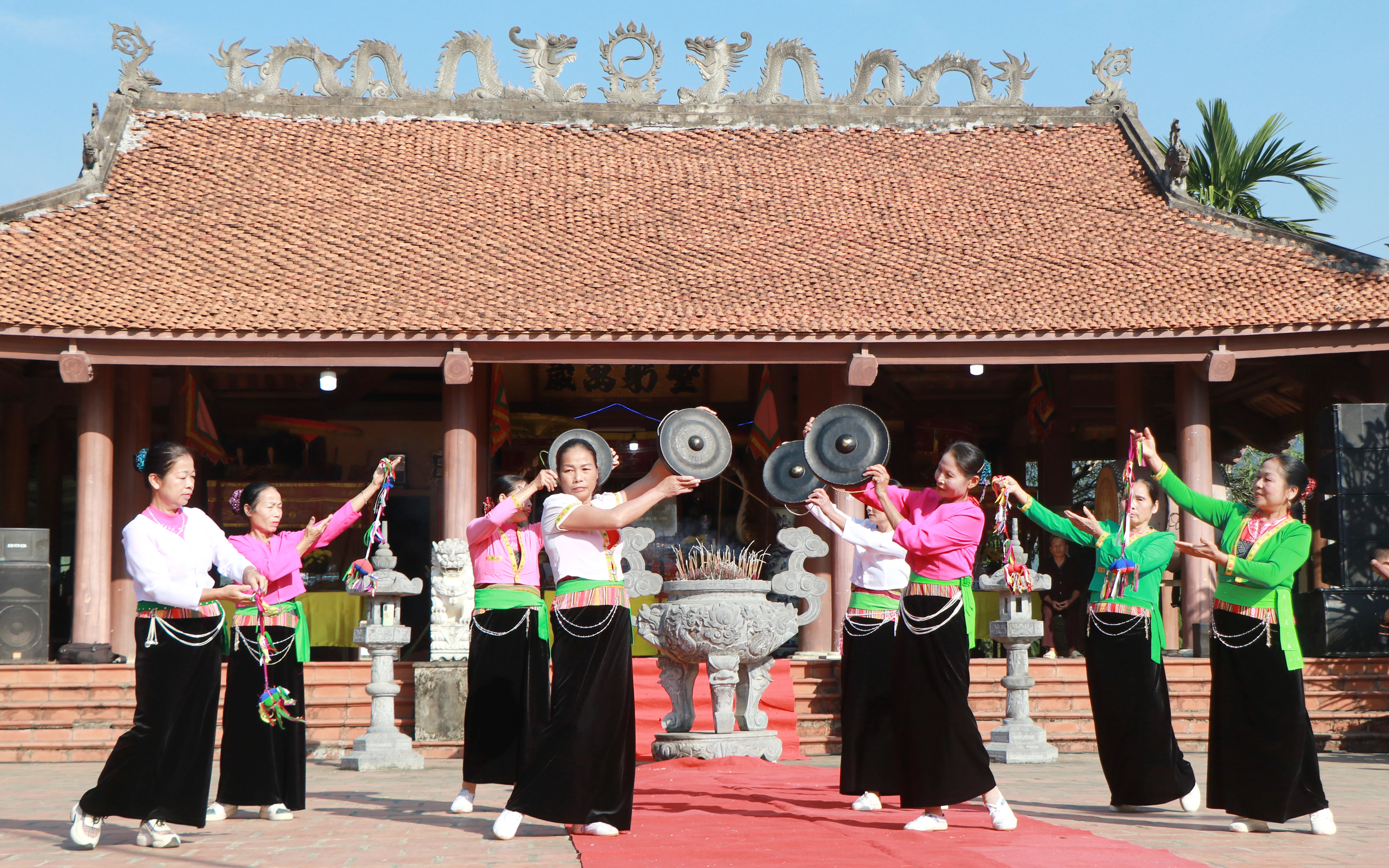 Colors of the Muong culture