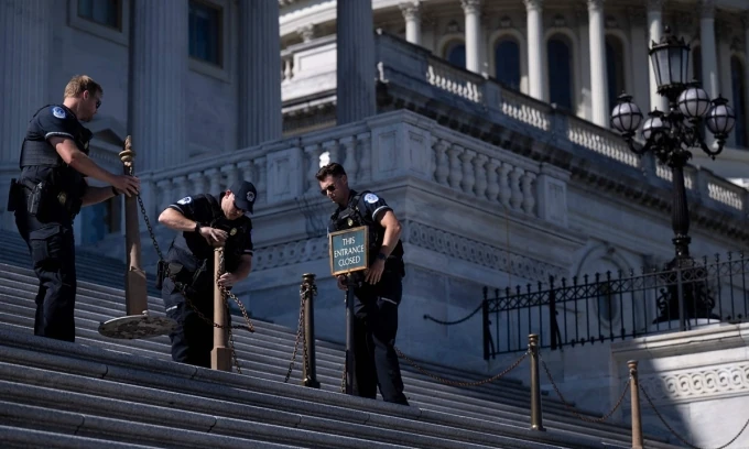 Người Mỹ bắt đầu thấm nỗi đau khi chính phủ đóng cửa