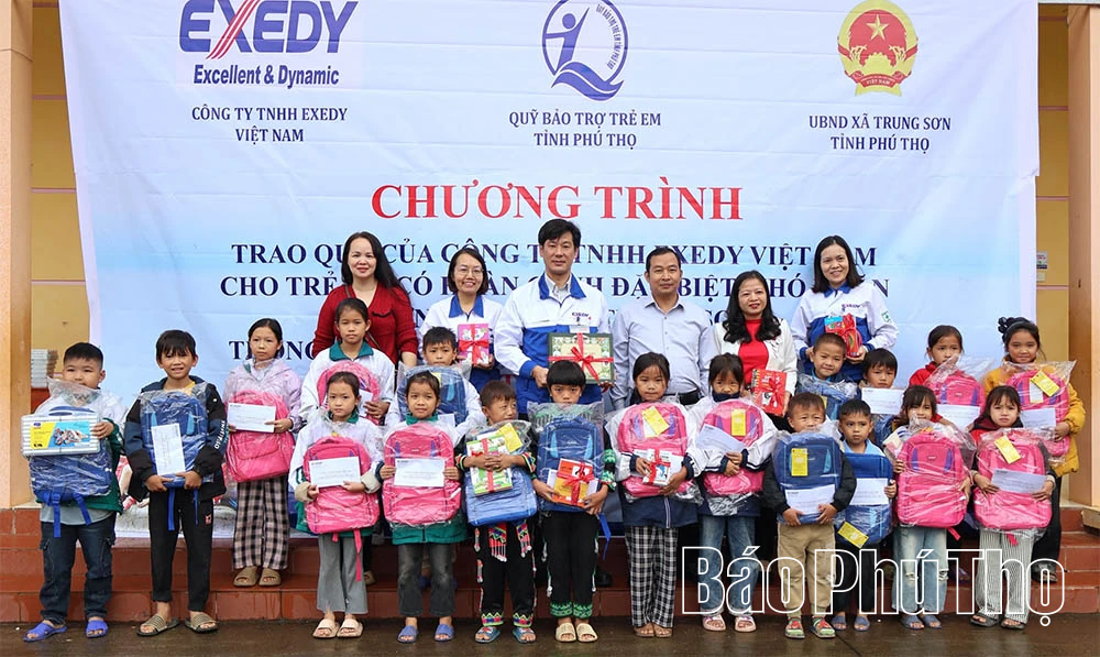 Quan tâm phát triển kinh tế - xã hội vùng dân tộc thiểu số