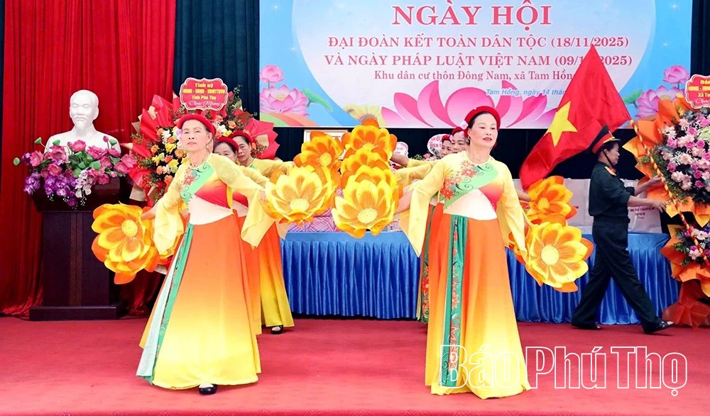 Ngày hội Đại đoàn kết toàn dân tộc thôn Đông Nam, xã Tam Hồng