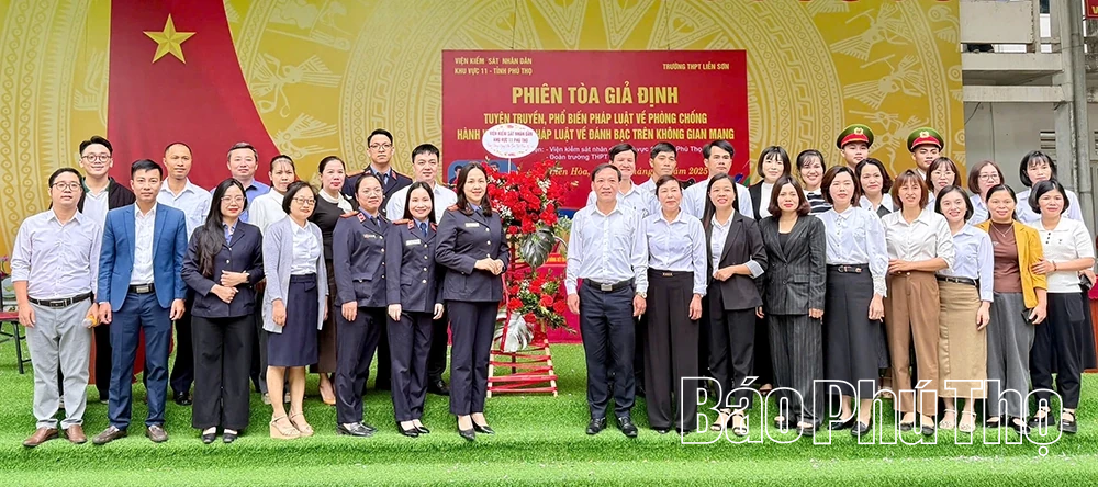 Bài học pháp luật sâu sắc từ phiên tòa giả định tại Trường THPT Liễn Sơn