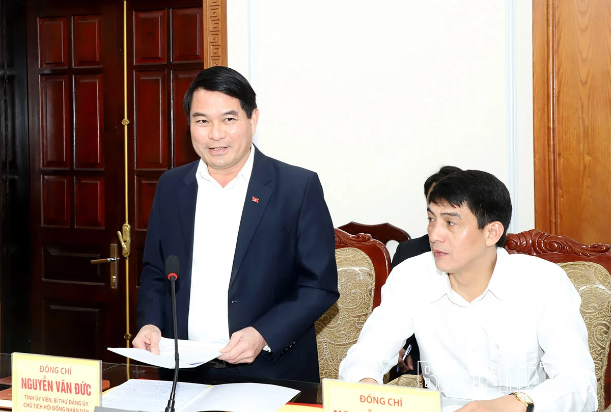 Chủ tịch UBND tỉnh Trần Duy Đông thăm và làm việc với phường Việt Trì