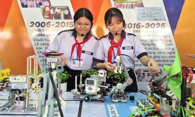 Thí điểm dạy AI ở phổ thông từ tháng 12