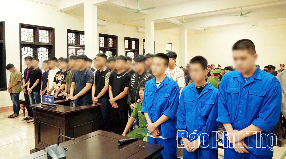 Kỳ 1: “Mồi lửa” của bạo lực