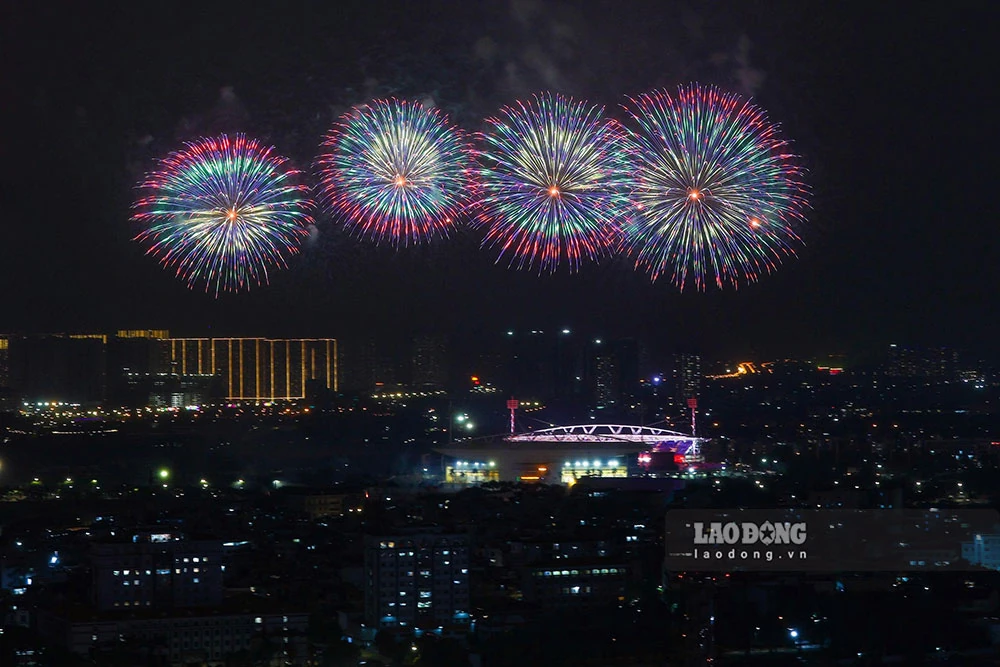 Xem pháo hoa tối 23/1 ở đâu đẹp trong chương trình mừng Đại hội Đảng?