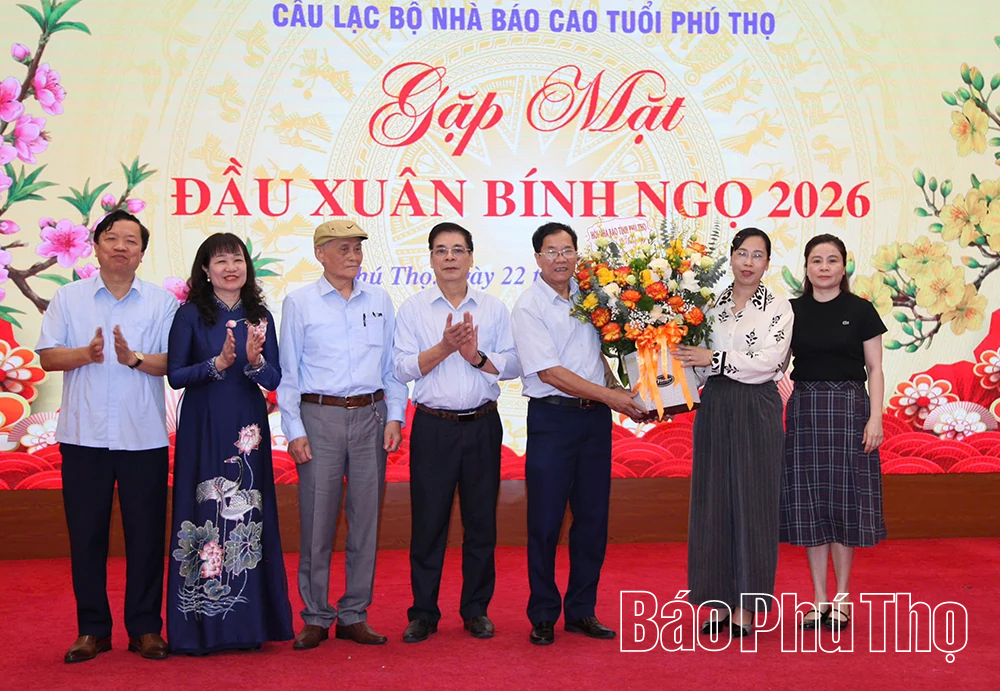 10 hội viên nhà báo cao tuổi được khen thưởng