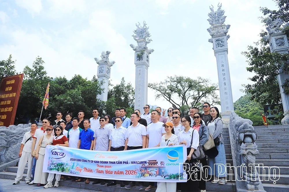 Luring Steps in Tay Thien