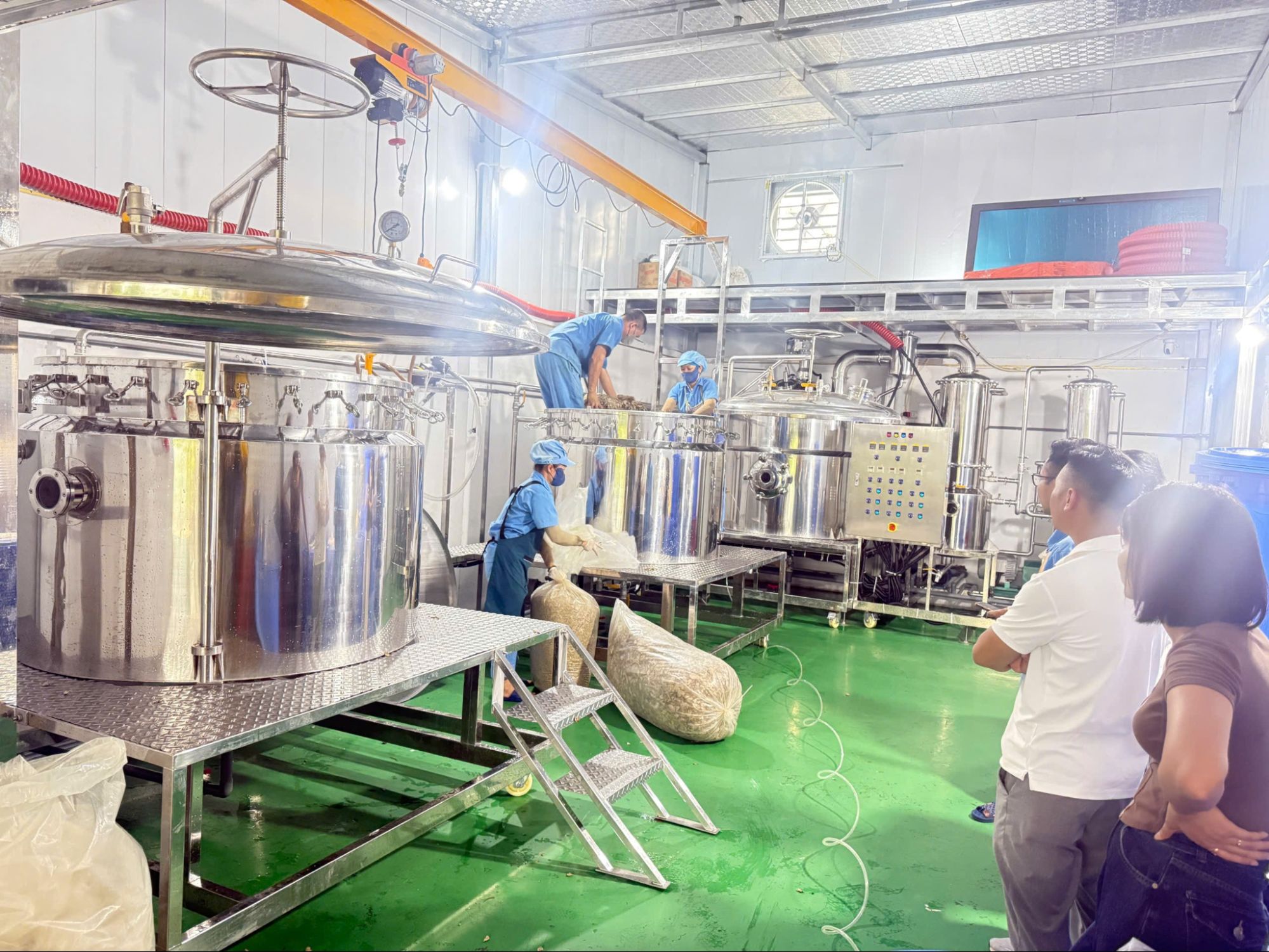 Giải pháp chiết xuất dược liệu hiệu quả và cập nhật giá máy cỡ mini