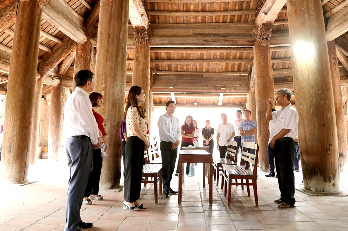 “Tròn vai” dân cử