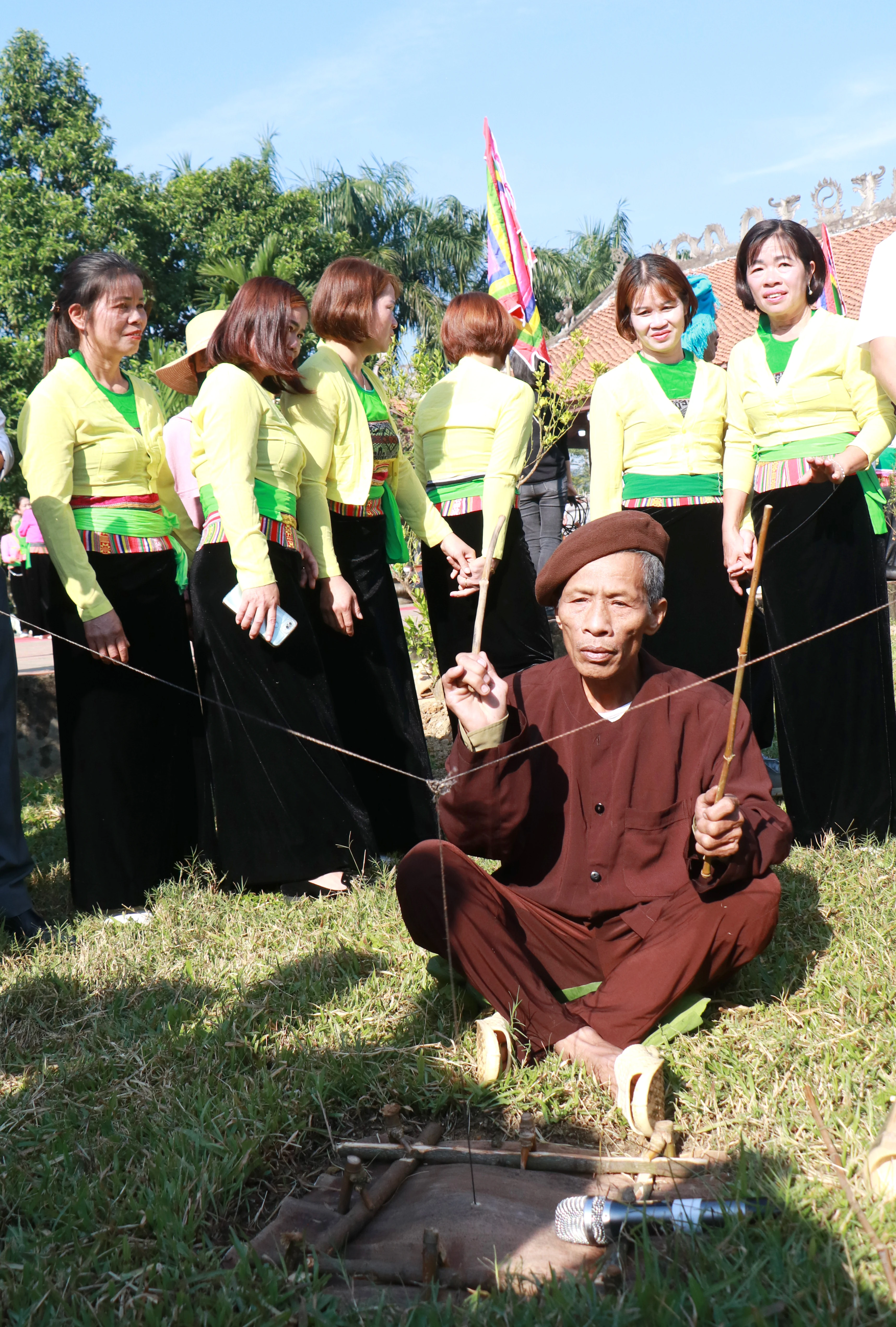 Sắc màu văn hóa Mường