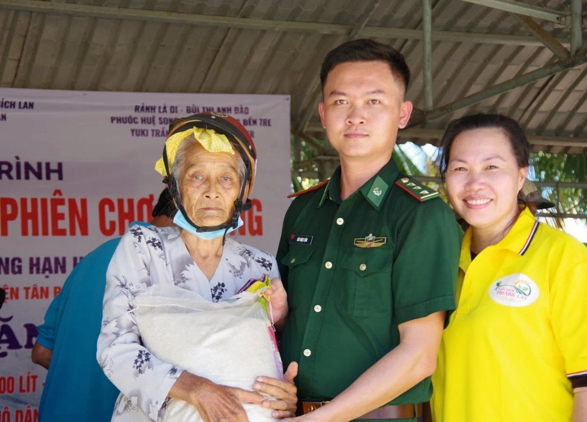 Người cán bộ dân vận năng động trong xây dựng nền Biên phòng toàn dân vững mạnh