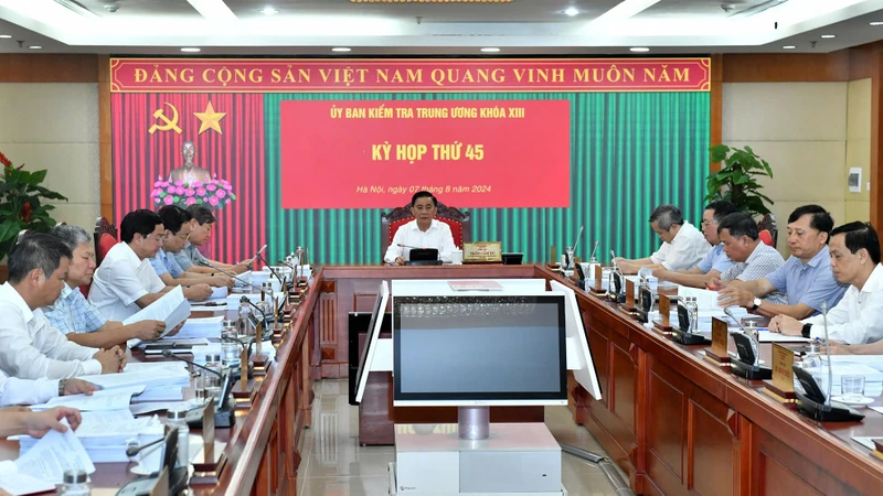 Bộ Chính trị, Ban Bí thư quyết định thi hành kỷ luật một số tổ chức đảng và đảng viên