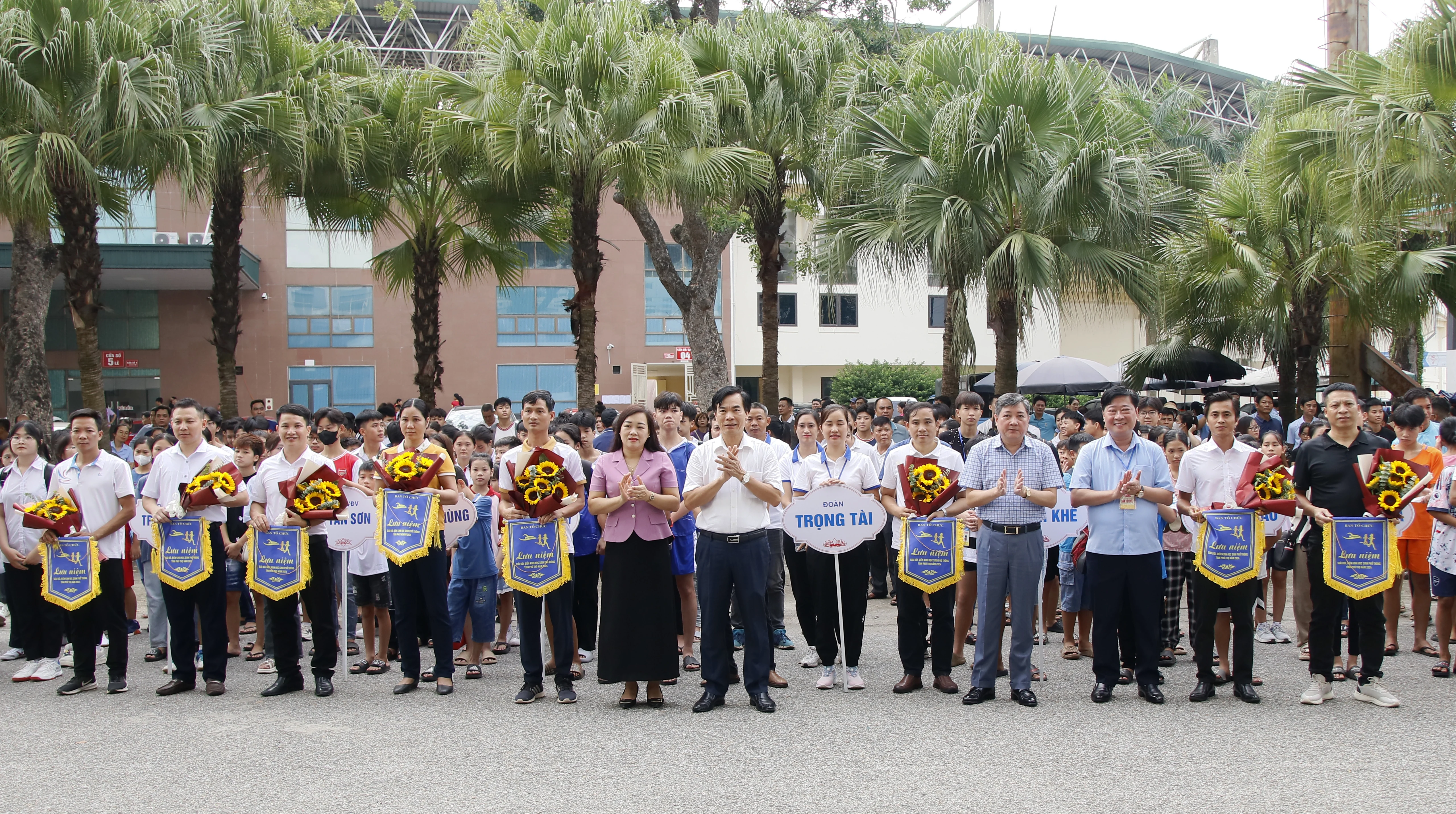 Khởi tranh Giải Bơi - Điền kinh học sinh phổ thông tỉnh Phú Thọ