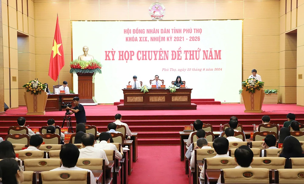 Kỳ họp chuyên đề thứ Năm, HĐND tỉnh khoá XIX