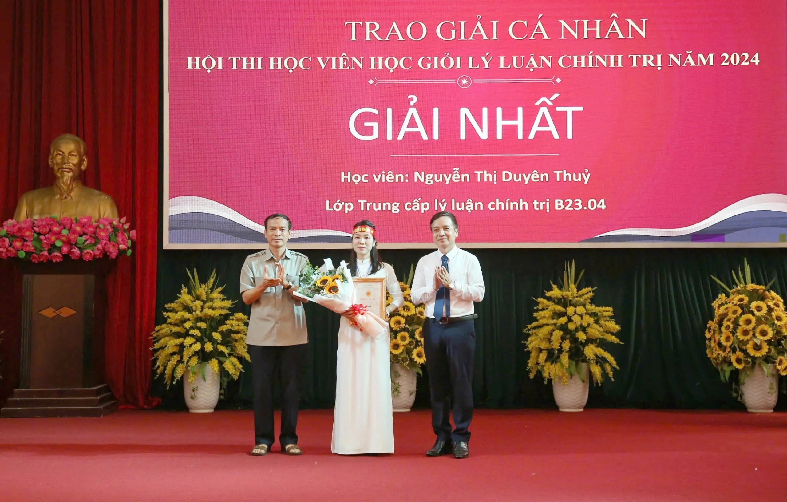 Hội thi học viên học giỏi Lý luận chính trị năm 2024