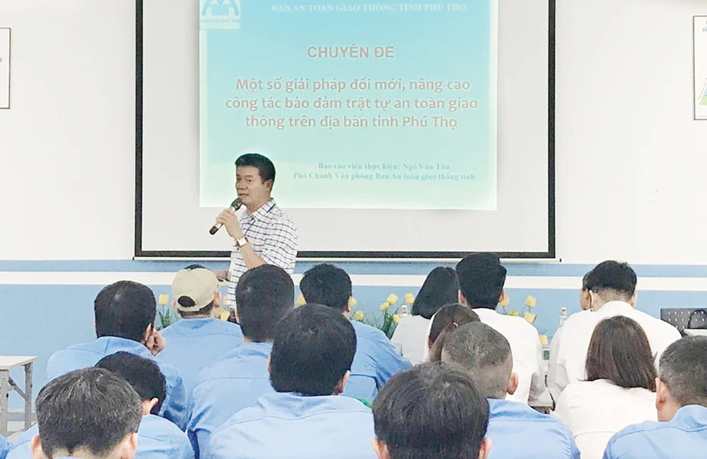 Văn hóa giao thông: Ý thức cá nhân - Lợi ích cộng đồng