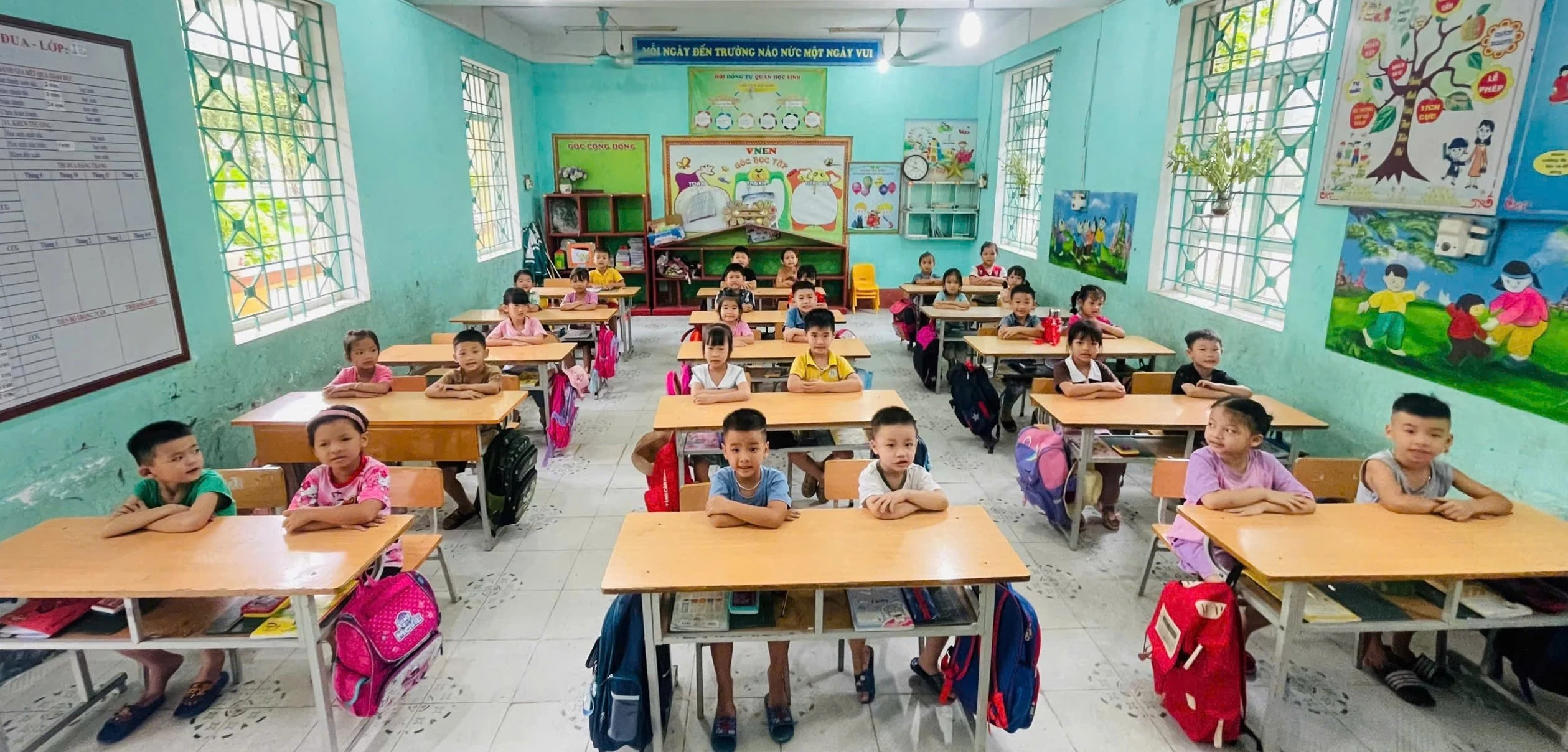 Thấm nhuần lời Bác dạy, nỗ lực học và làm theo Bác