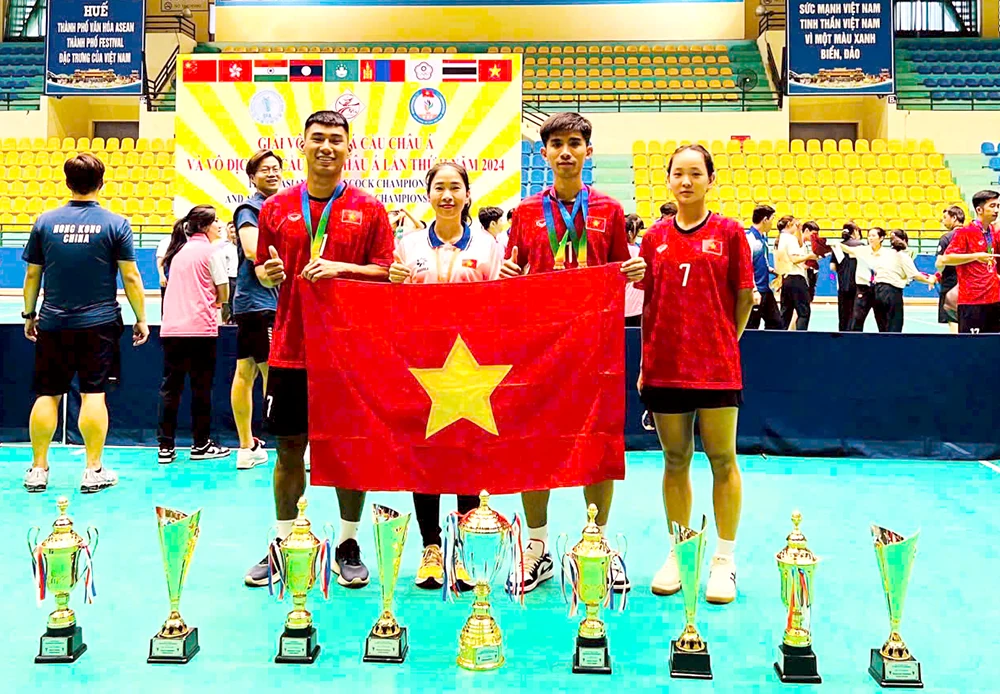 Chắp cánh cho những ước mơ bay cao