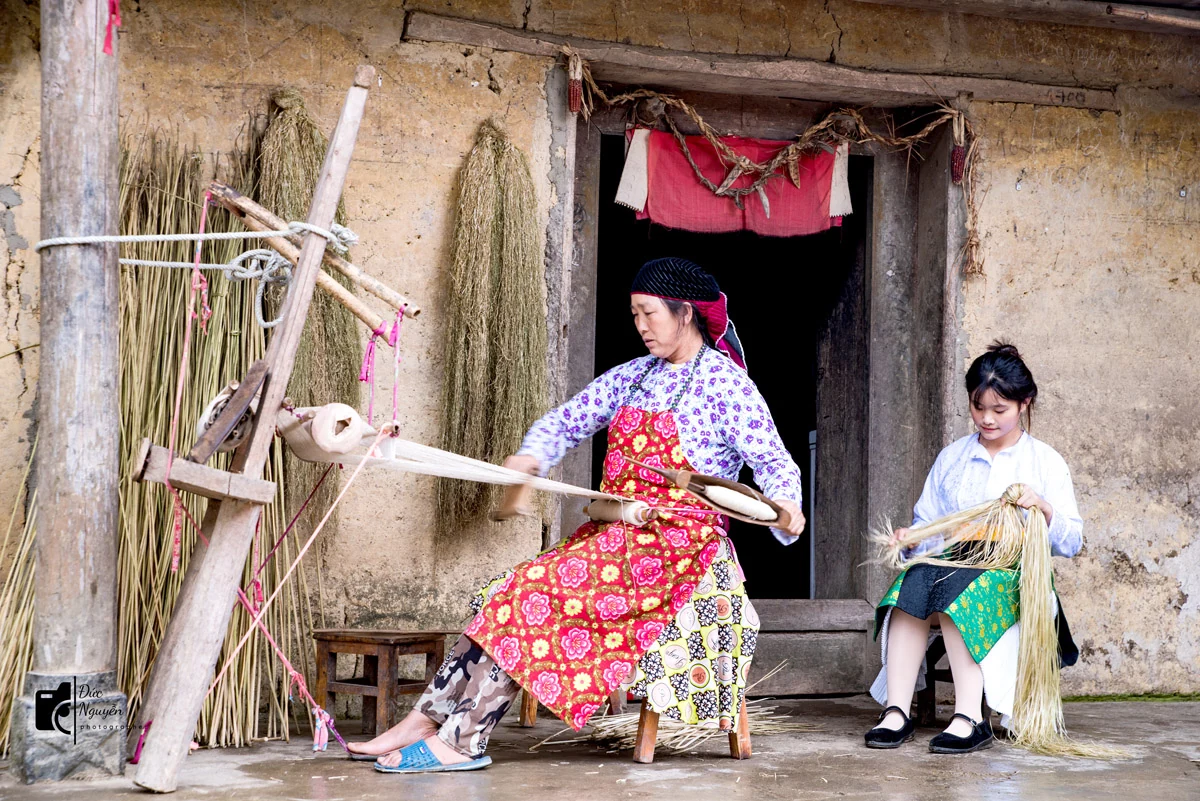 Khám phá làng Thèn Pả - nơi vẻ đẹp truyền thống hòa quyện trong từng nếp nhà