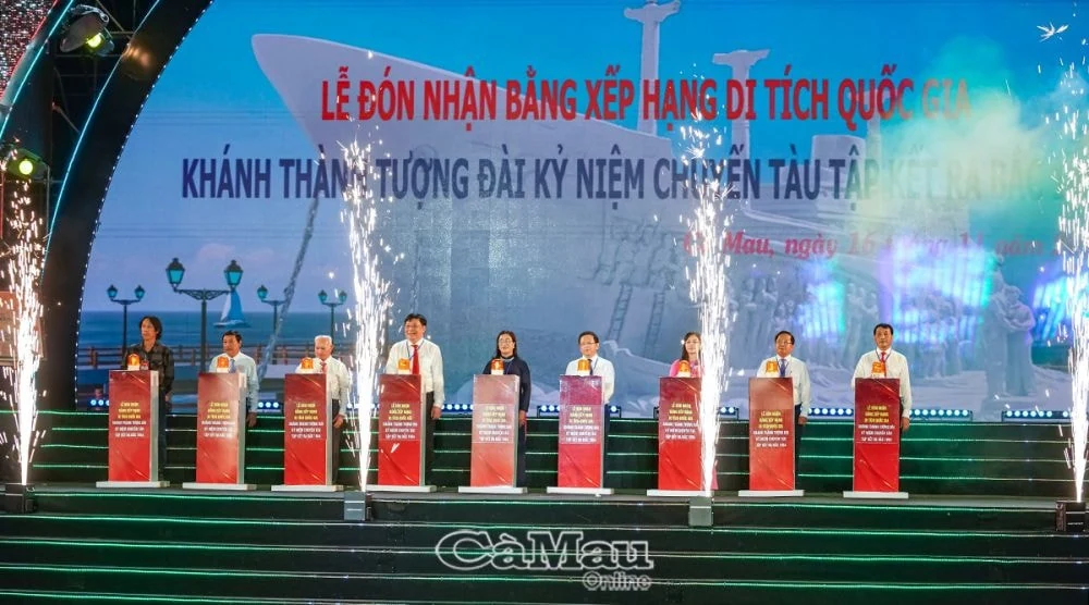 Cà Mau khánh thành công trình Tượng đài kỷ niệm và đón nhận Bằng xếp hạng di tích Quốc gia địa điểm tập kết ra Bắc