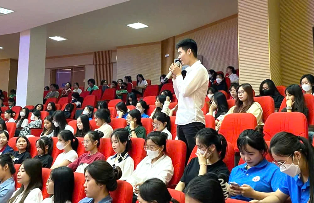 Lan tỏa Phong trào “Sinh viên 5 tốt”