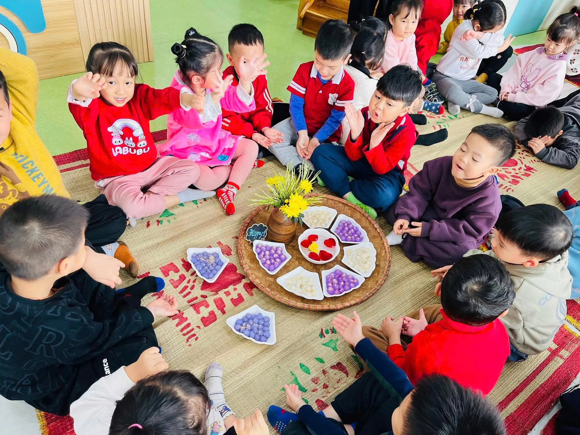 Meaningful activities for children during the Hung Kings Commemoration