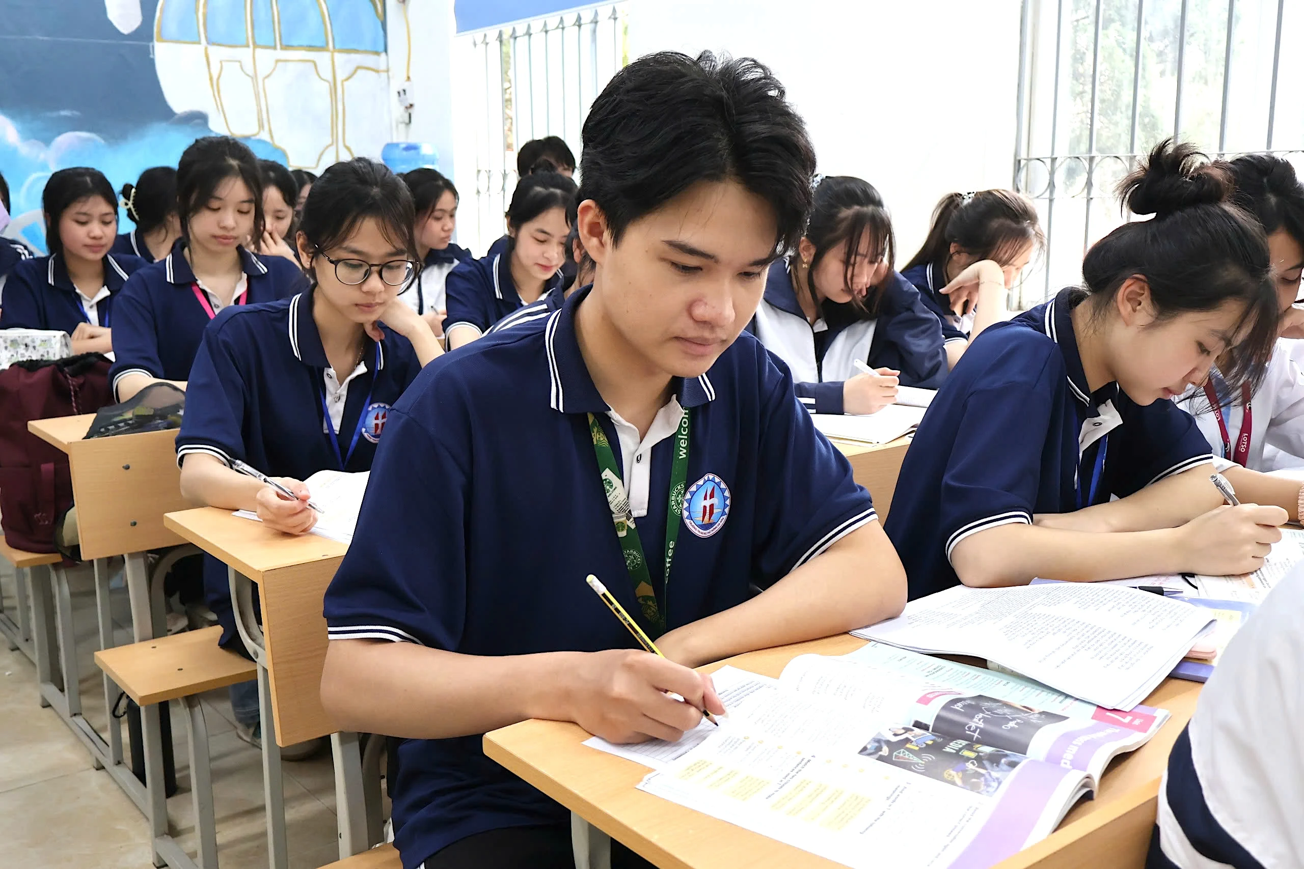Quan tâm phát triển đảng viên là học sinh