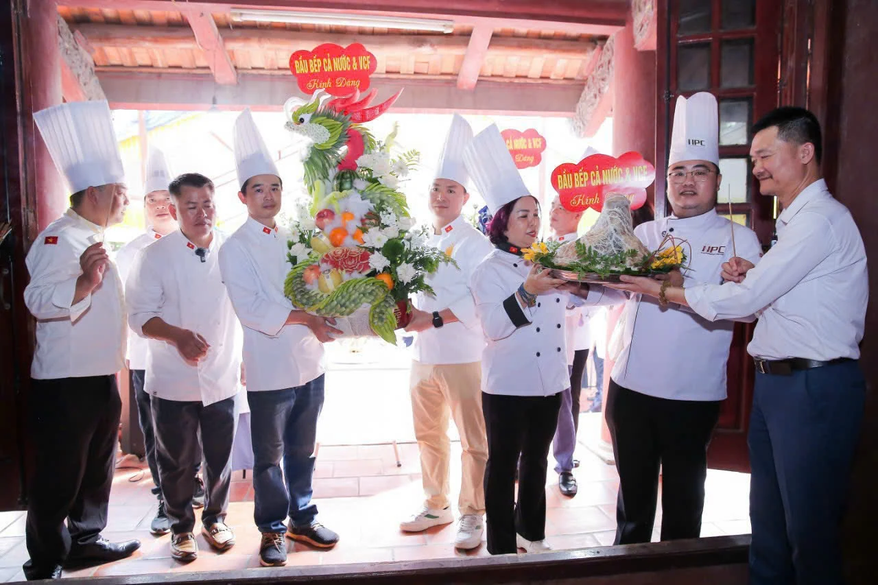 Chuẩn bị 100 mâm lễ lớn nhất dâng lên hoàng tử Lang Liêu - tổ nghề đầu bếp Việt Nam