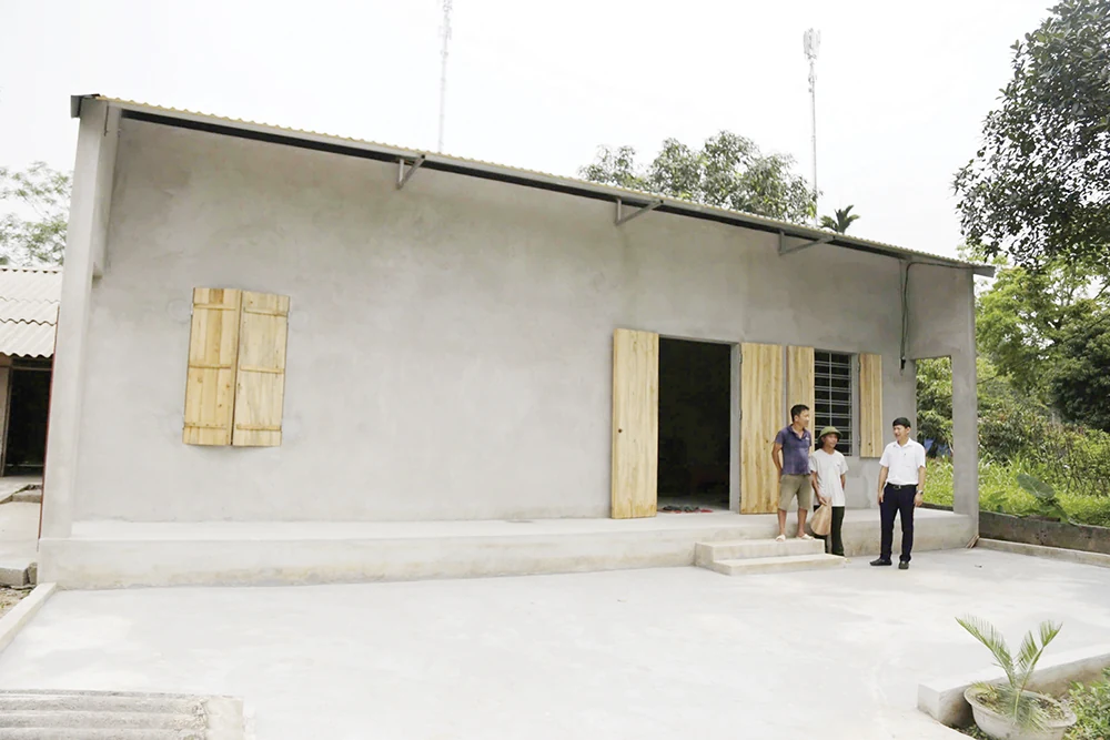 Quyết liệt chỉ đạo xóa nhà tạm, nhà dột nát