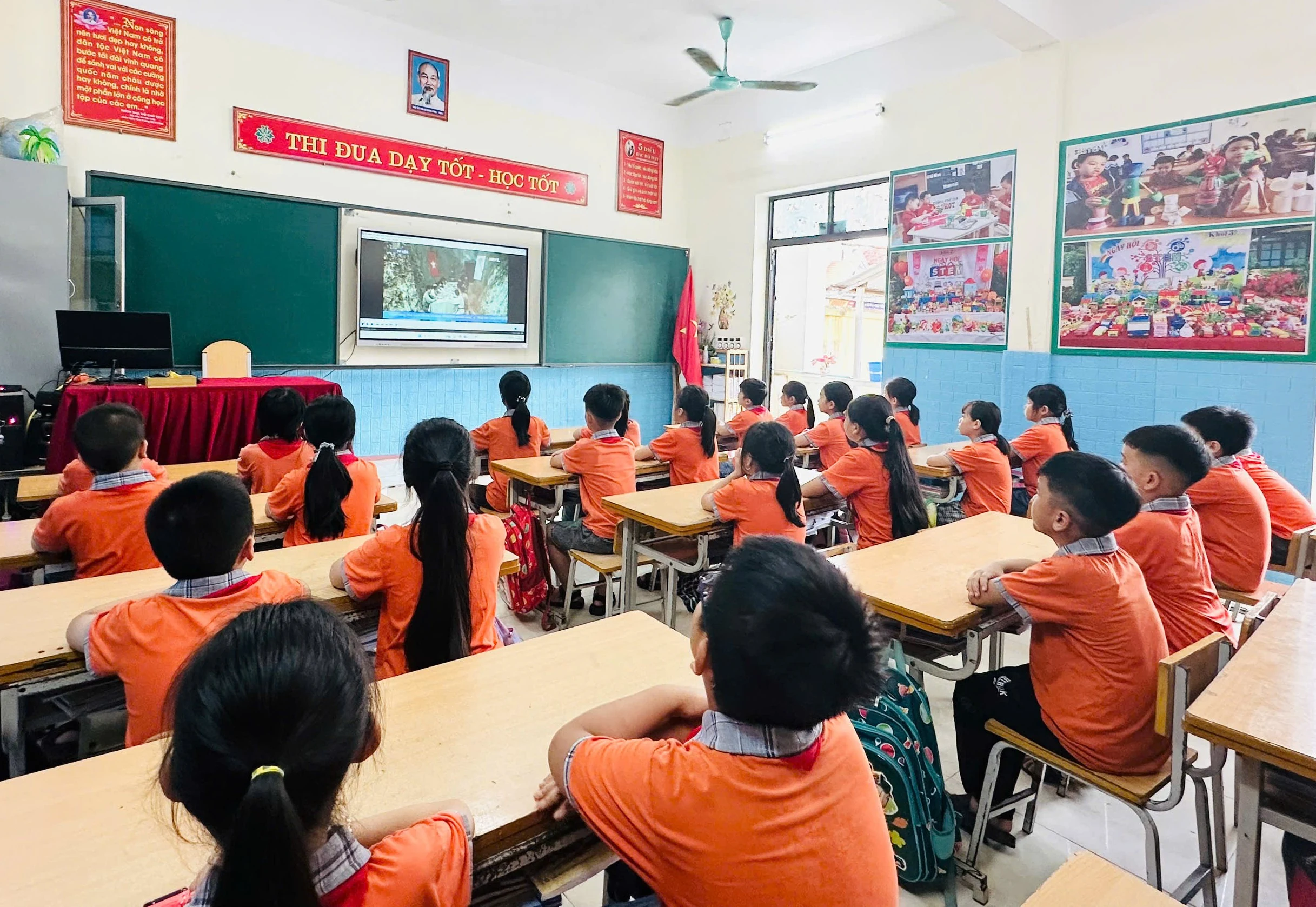 Schools Organize Activities to Celebrate Uncle Ho’s Birthday