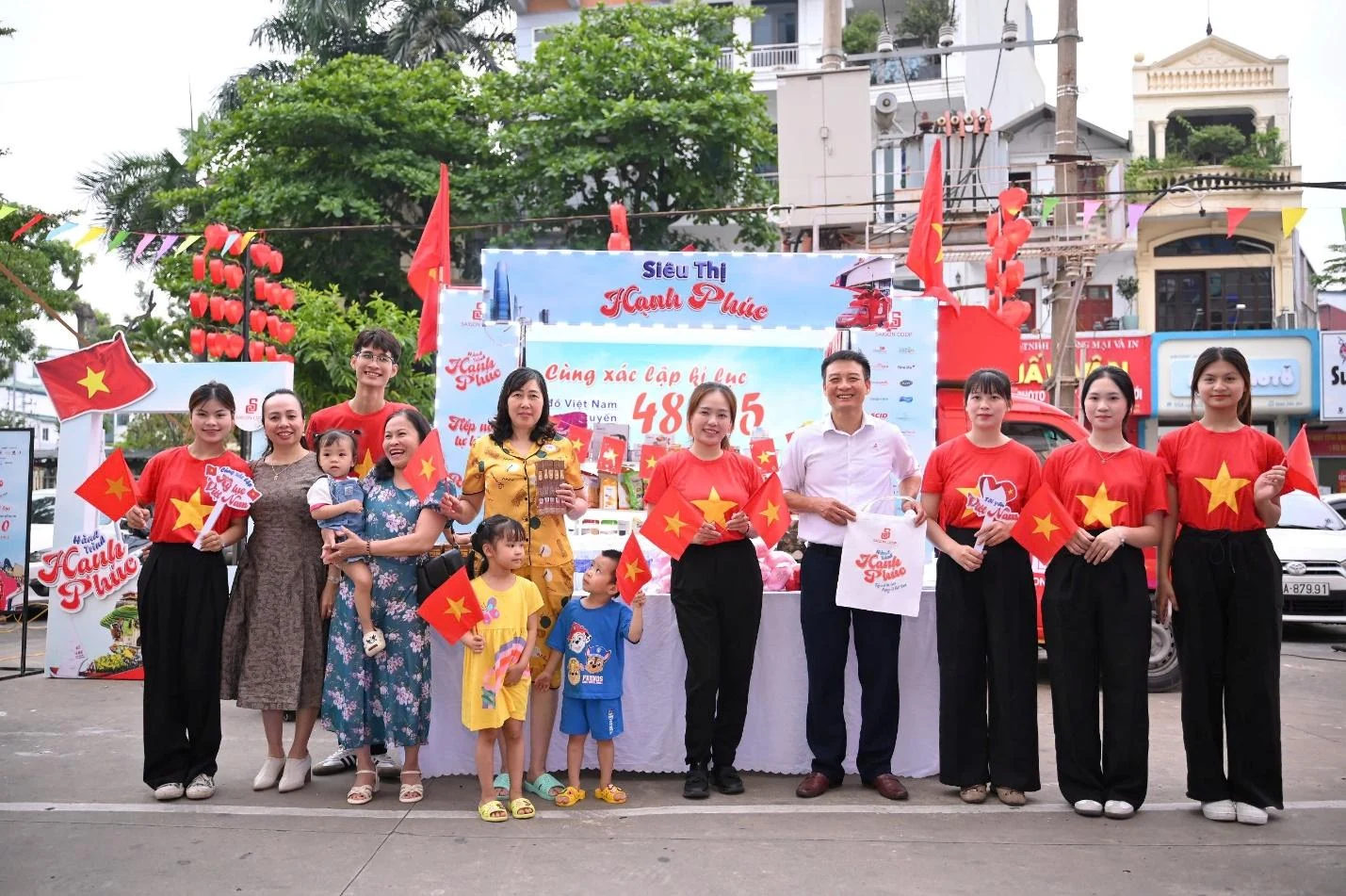 Khám phá không gian văn hóa phi vật thể vùng đất Kinh Bắc tại Co.opmart Bắc Giang