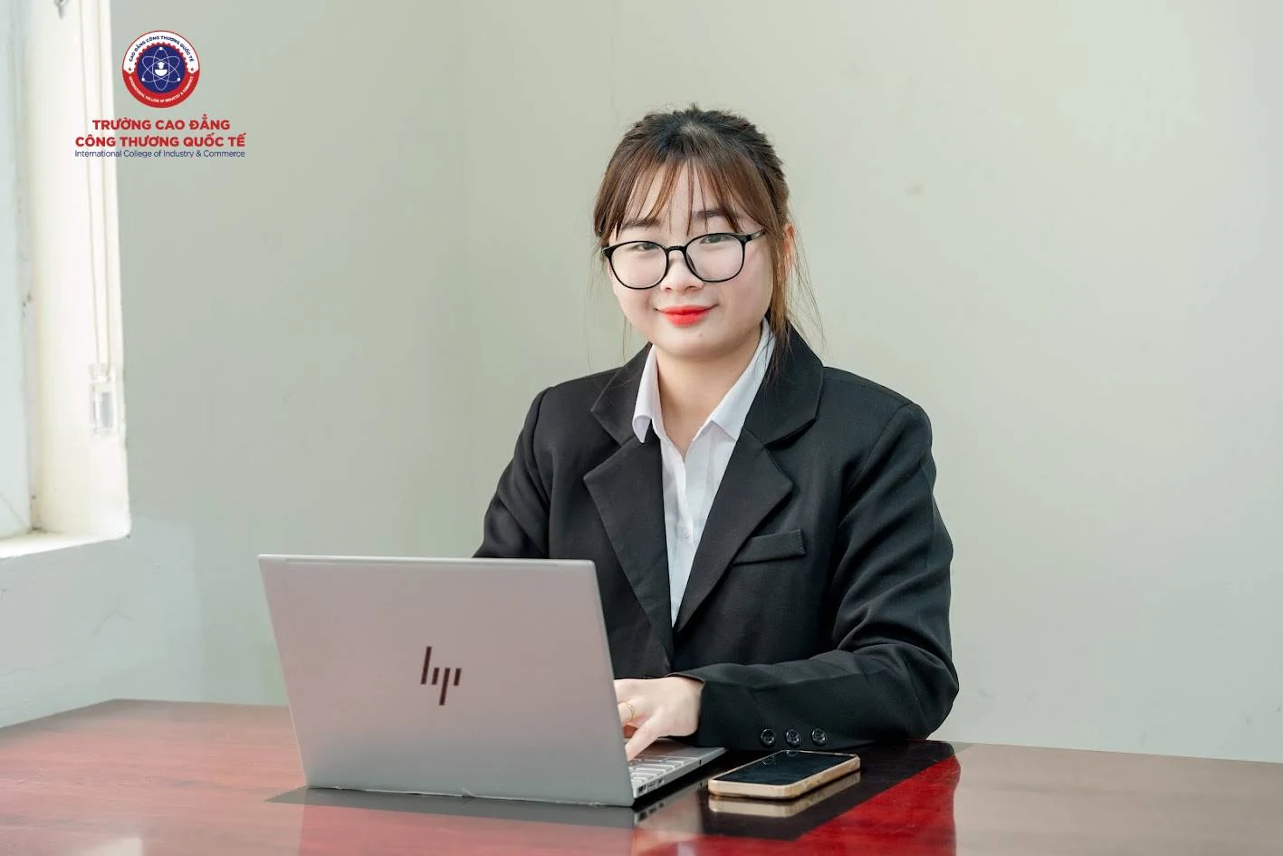 Học tiếng Trung Quốc dễ hay khó? Cơ hội việc làm cho ngành ngôn ngữ Trung