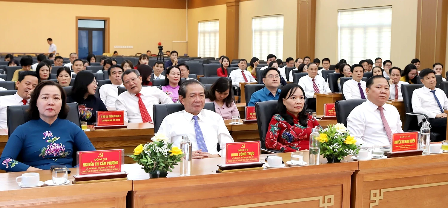 Công bố các quyết định thành lập tổ chức Đảng trực thuộc Đảng bộ các cơ quan Đảng tỉnh