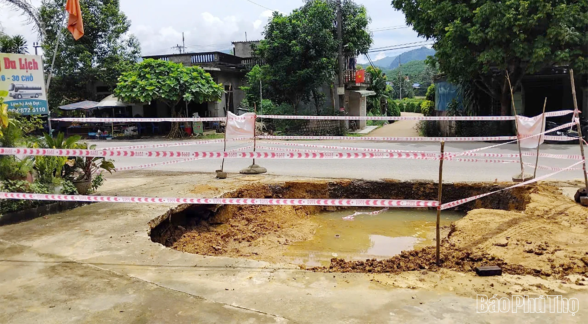 Đề xuất xử lý “hố tử thần” trên quốc lộ 12B, đoạn xã Thượng Cốc