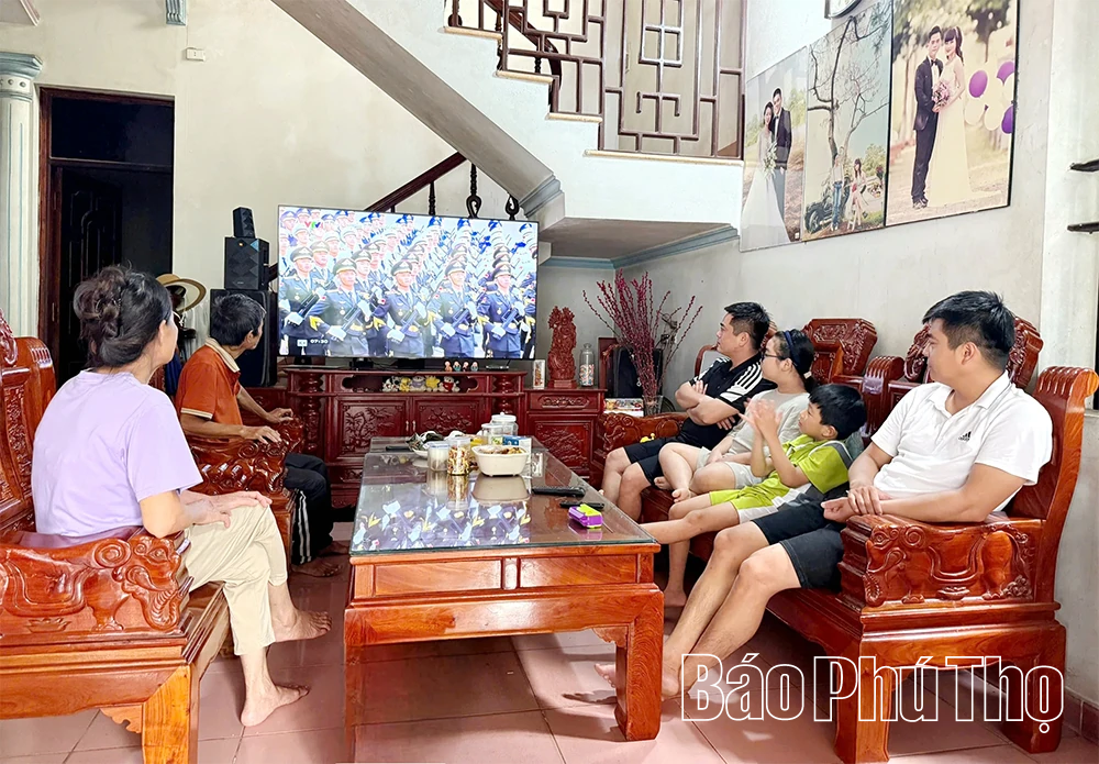 Niềm tự hào về Tổ quốc tỏa sáng từ Đất Tổ