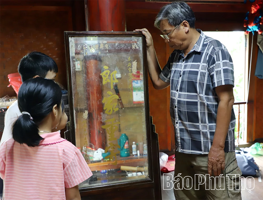 Hoa hậu xứ Mường - Nét phù hoa còn vọng giữa vùng đất Mường Vang