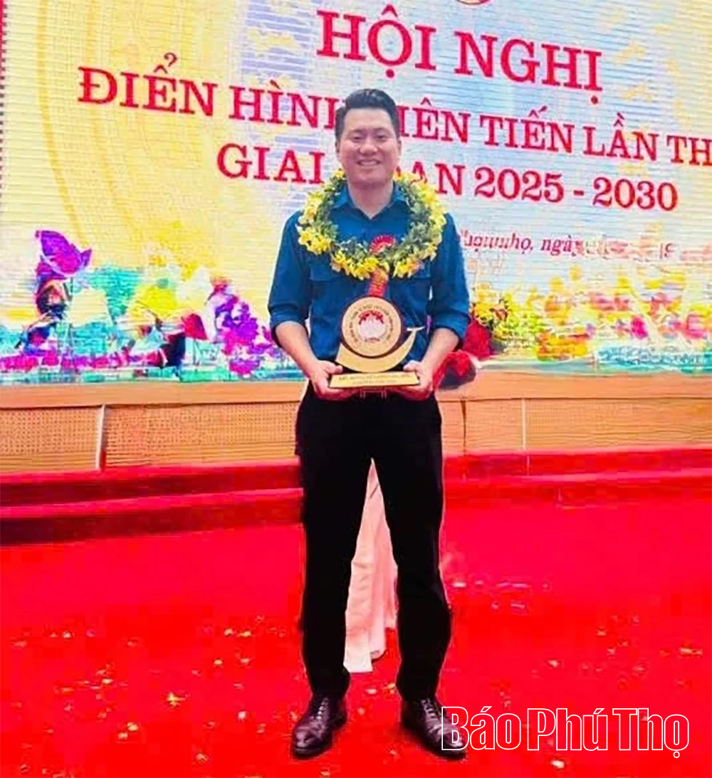 Thủ lĩnh đoàn ở Mường Thàng
