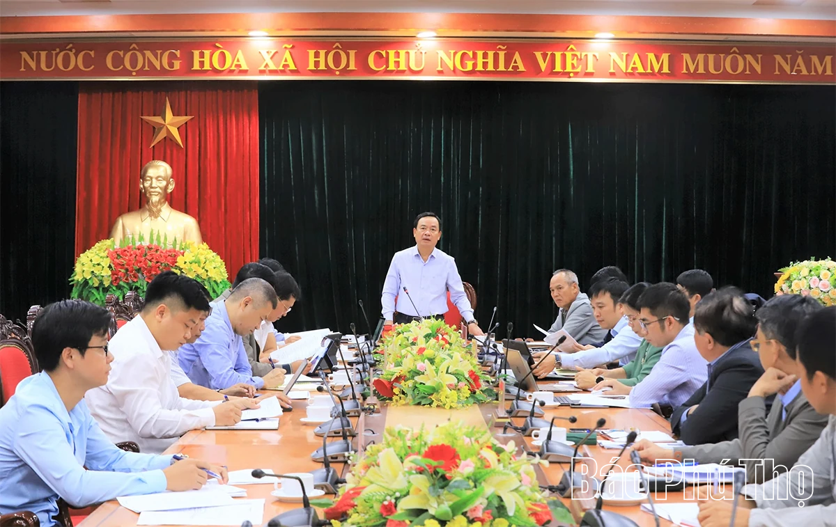 Phó Chủ tịch UBND tỉnh Quách Tất Liêm họp bàn đẩy nhanh tiến độ dự án Cao tốc Hoà Bình - Mộc Châu
