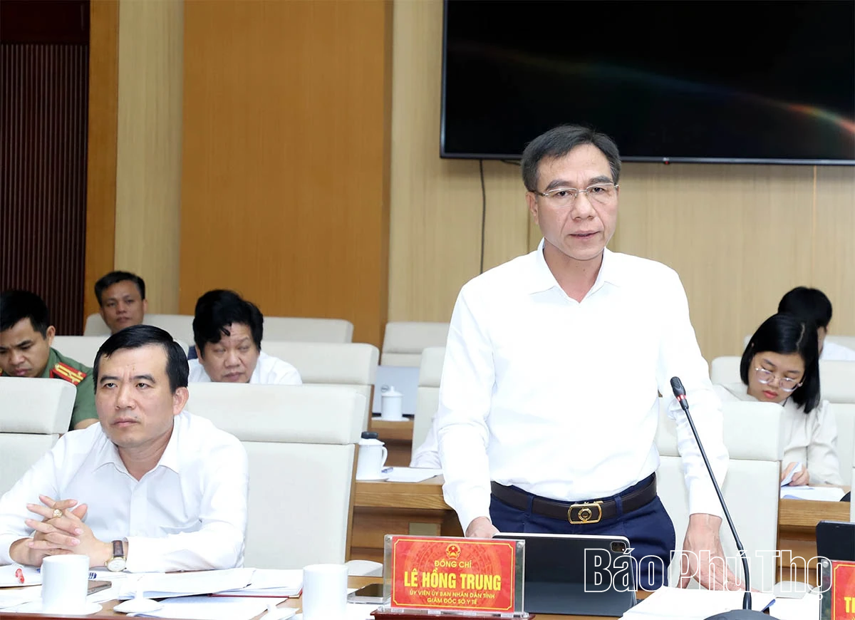 Đẩy nhanh tiến độ tham mưu, đảm bảo hoàn thành mục tiêu: Từ ngày 1/1/2026, có hệ thống văn bản QPPL mới cho hoạt động của tỉnh mới