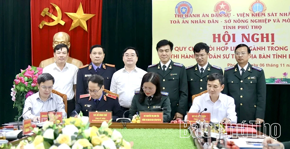 Ký kết quy chế phối hợp trong công tác thi hành án dân sự