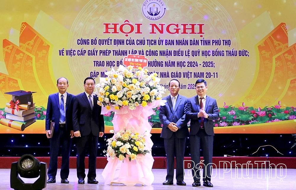 Công bố Quyết định thành lập Quỹ học bổng Thấu Đức