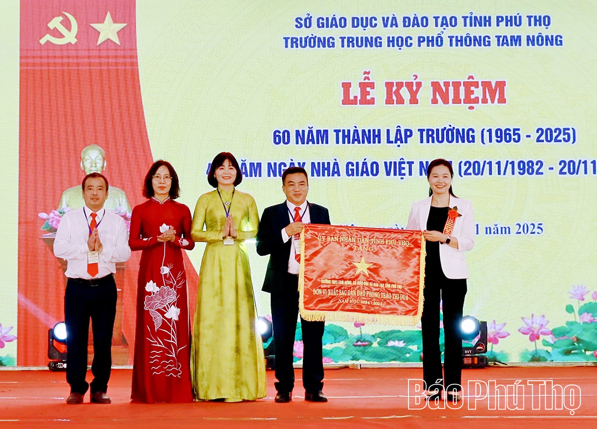 Kỷ niệm 60 năm thành lập Trường THPT Tam Nông