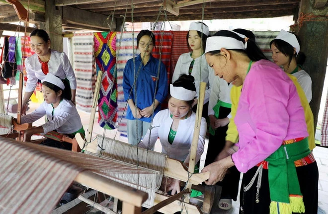 Hướng tới Phú Thọ phát triển bền vững