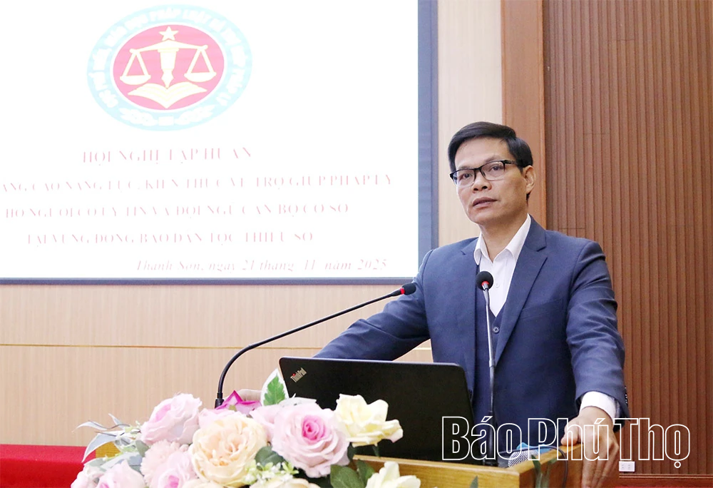 Nâng cao kiến thức trợ giúp pháp lý cho 250 người có uy tín và cán bộ cơ sở