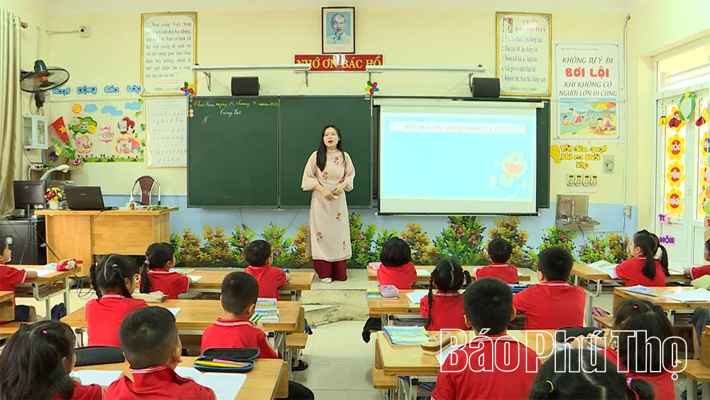 Mỗi thầy, cô giáo là một tấm gương đạo đức, tự học và sáng tạo