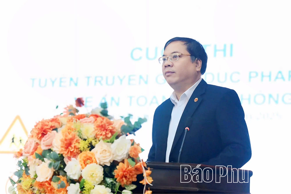 Học sinh 5 trường THPT tranh tài tại Hội thi Tuyên truyền ATGT
