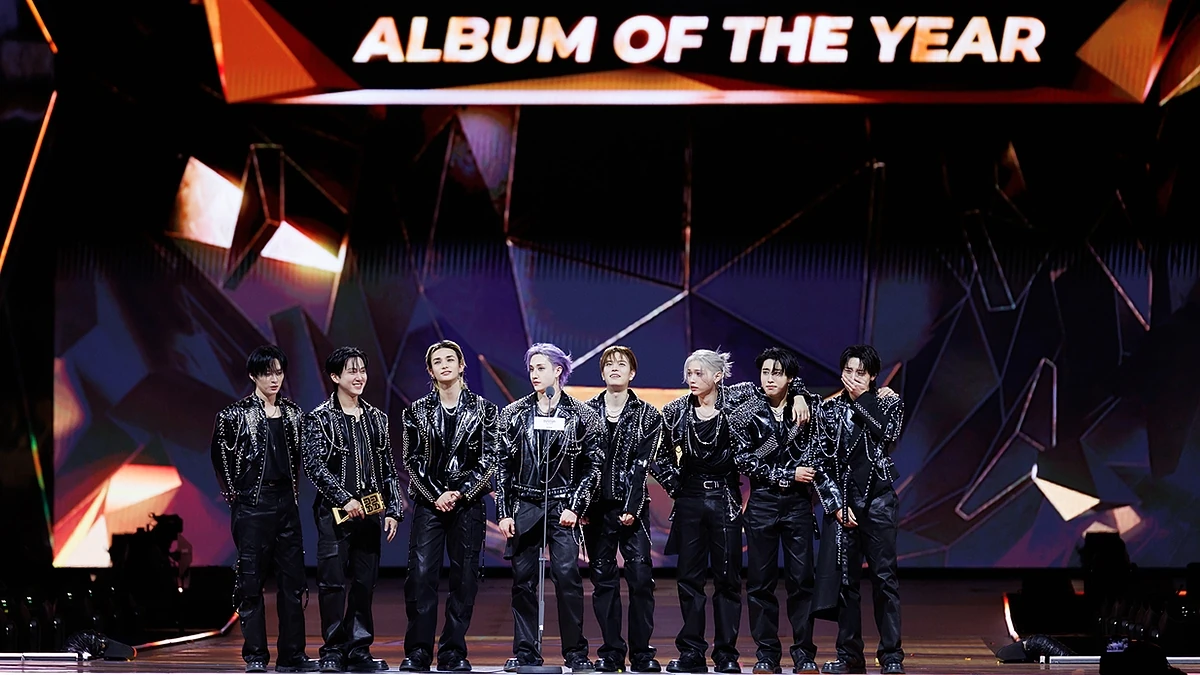 Stray Kids, nhóm K-pop đầu tiên 8 lần ra mắt liên tiếp giữ vị trí số 1 Billboard