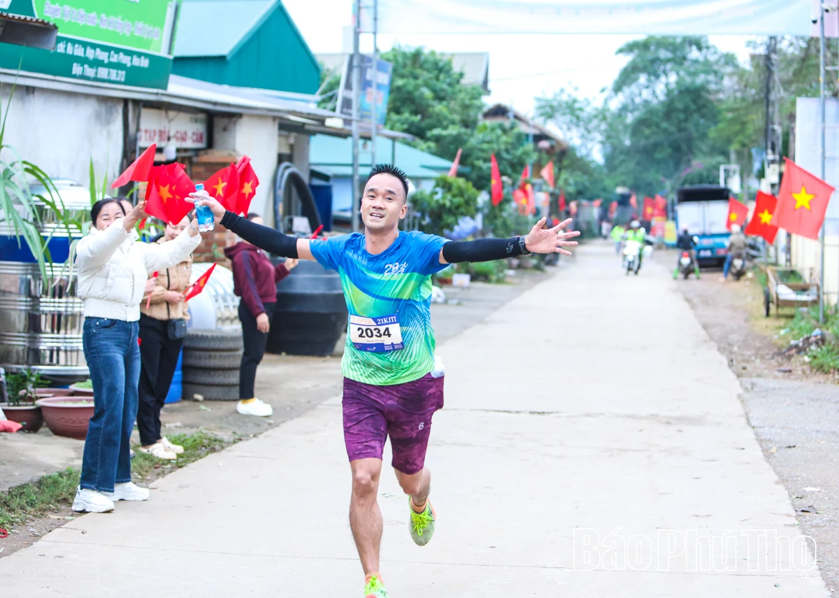 Chinh phục bản Mừng