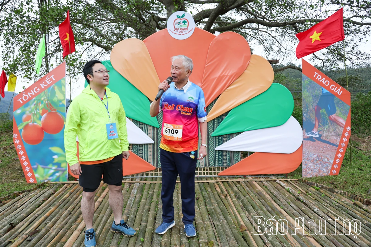 Chinh phục bản Mừng