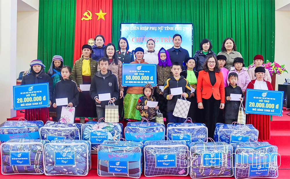 Phụ nữ Phú Thọ phát huy truyền thống, bản lĩnh, trí tuệ, làm chủ công nghệ; xây dựng tổ chức Hội vững mạnh; chung sức xây dựng đất nước phồn vinh, văn minh, hạnh phúc